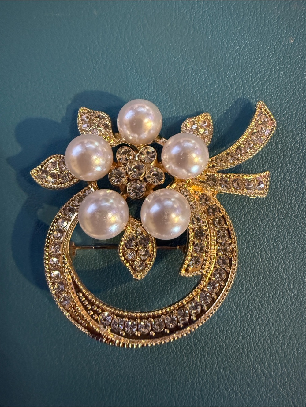Gold-Tone Pearl & Crystal Floral Brooch - Elegant Jewelry